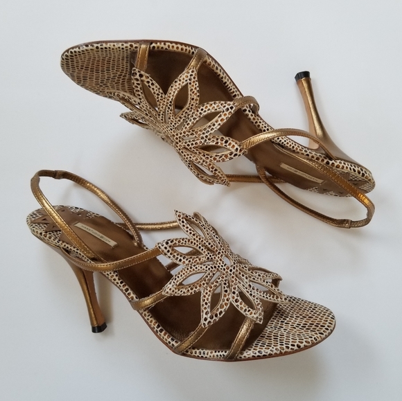 Max Studio Leather Strappy Sandals - Picture 3 of 11